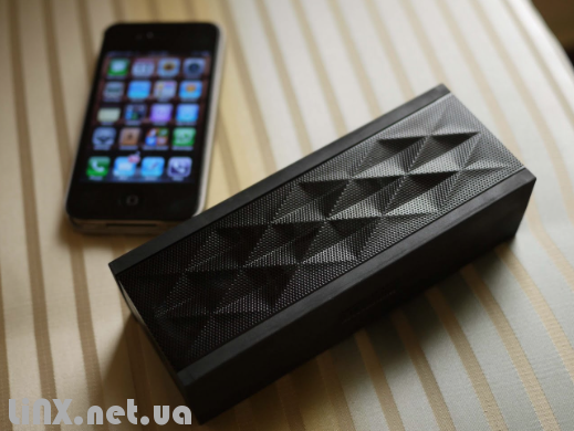 Jambox вместе с iPhone