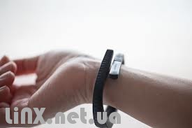 Jawbone up 2 на руке